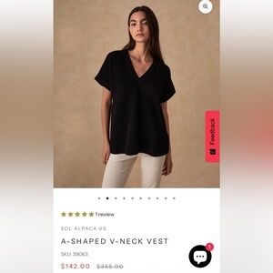 Black V‑Neck Short Sleeve Knit Top